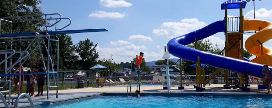 Moorefield Town Pool