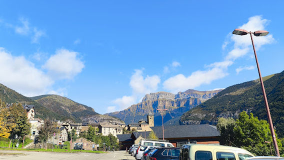 Bus - Centro Visitantes Sector Ordesa - Parking Libre