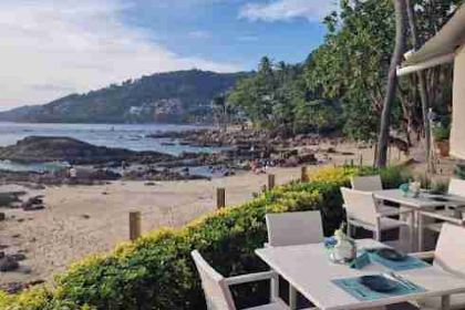 Sea Salt Lounge & Grill