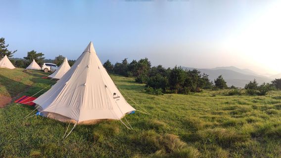 yi meng ba shang yun zhong cao yuan