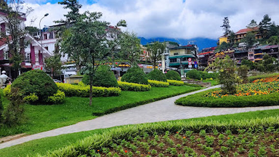 Quảng Trường Hồ Sa Pa