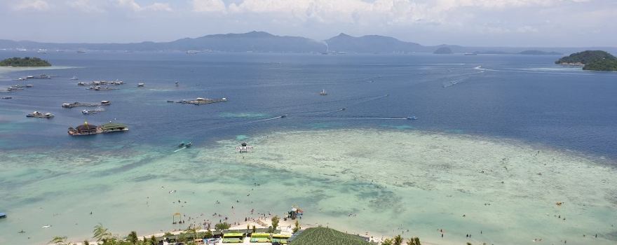 Sari Ringgung Beach