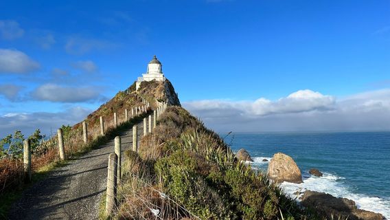 Nugget Point Lighthouse