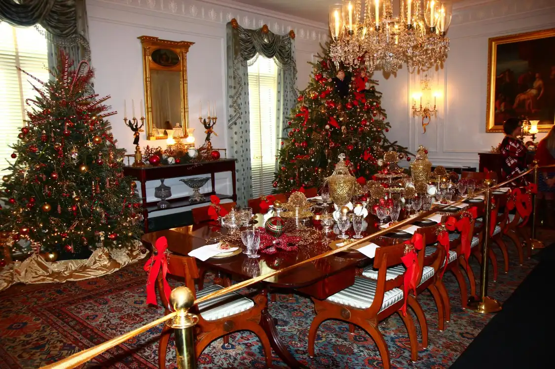 Hotels near Georgia Governor's Mansion