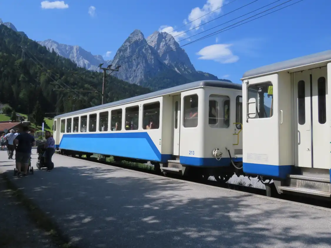 Hotels in der Nähe von Aussichtsplattform AlpspiX