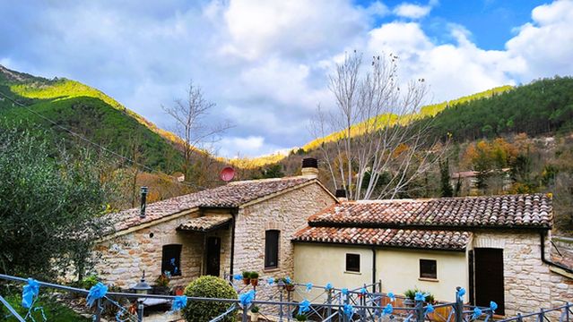 Abbazia di San Vittore delle Chiuse