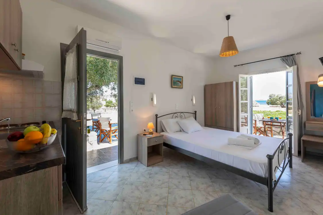 Hotels near Aliki Beach
