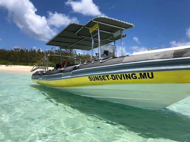Sunset Diving Mauritius