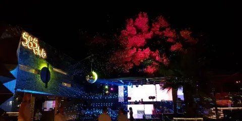585 Club