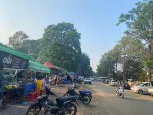 PyinOoLwin NightMarket