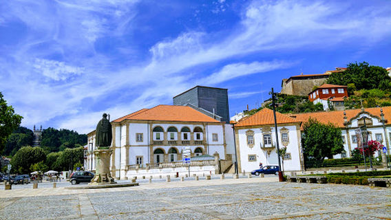 Jardim da Avenida Visconde Guedes Teixeira