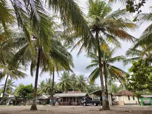 Pantai Blado Munjungan