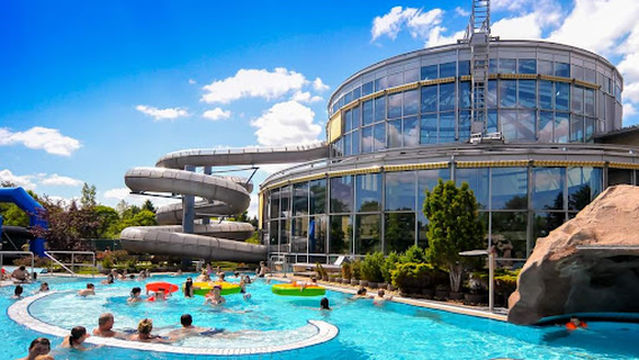 Wellenspiel Freizeitbad