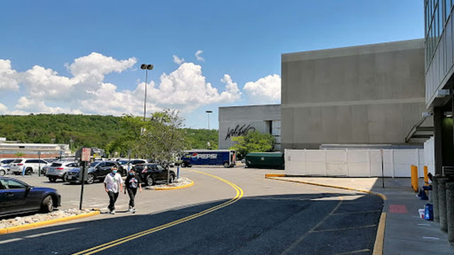 Palisades Center Ice Rink