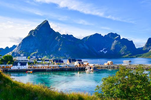 Sakrisøya