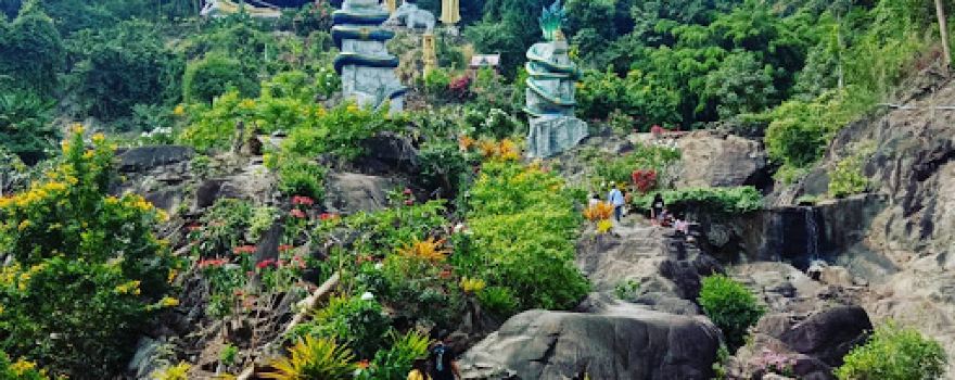 Wat Khao Sam Chan