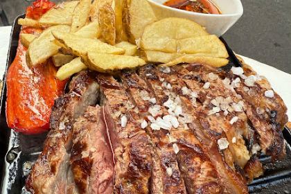 Gonzalo's Bar & Grill