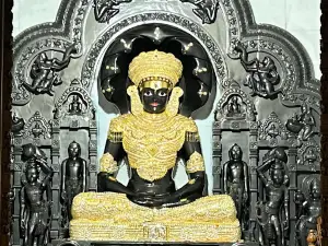 108 Swapnadev Shri Keshariya Parshwanath Jain Mandir