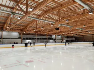 Kuortaneen jäähalli