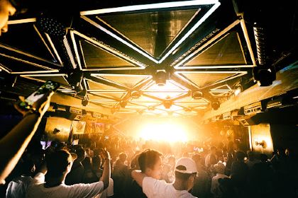 BOOMERANG • The Illusionist