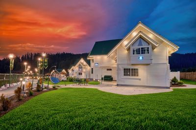 Green Rooms Resort