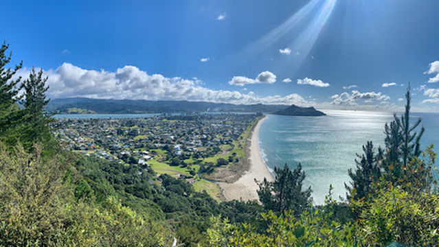 Manaia Road Saddle and Lookout