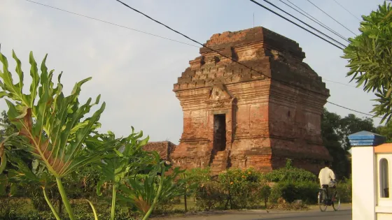 Pari Temple