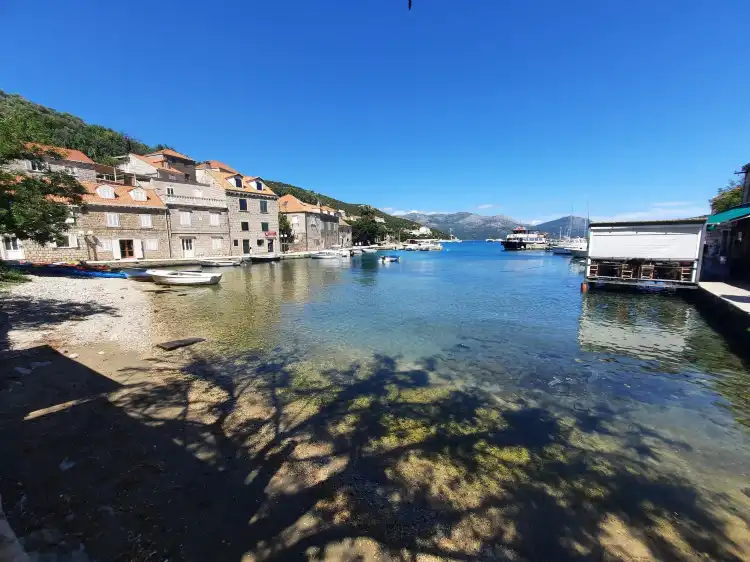 Hotels in Sudurad