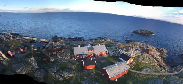 Hotels in Tjorn Municipality