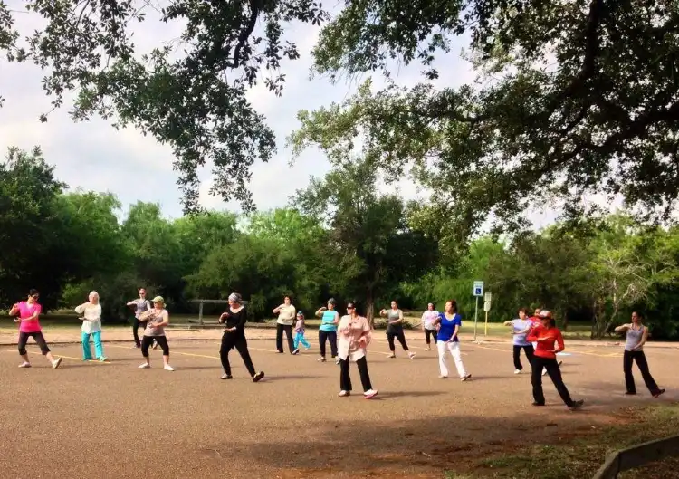 Các khách sạn gần McAllen Nature Center