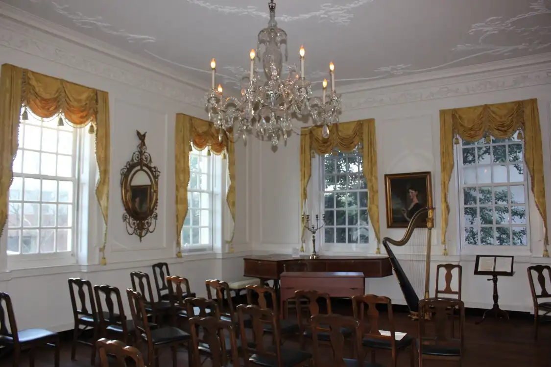 Powel House 주변 호텔