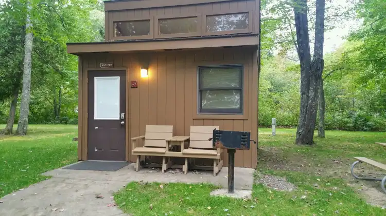 Hotels in Baraga Township