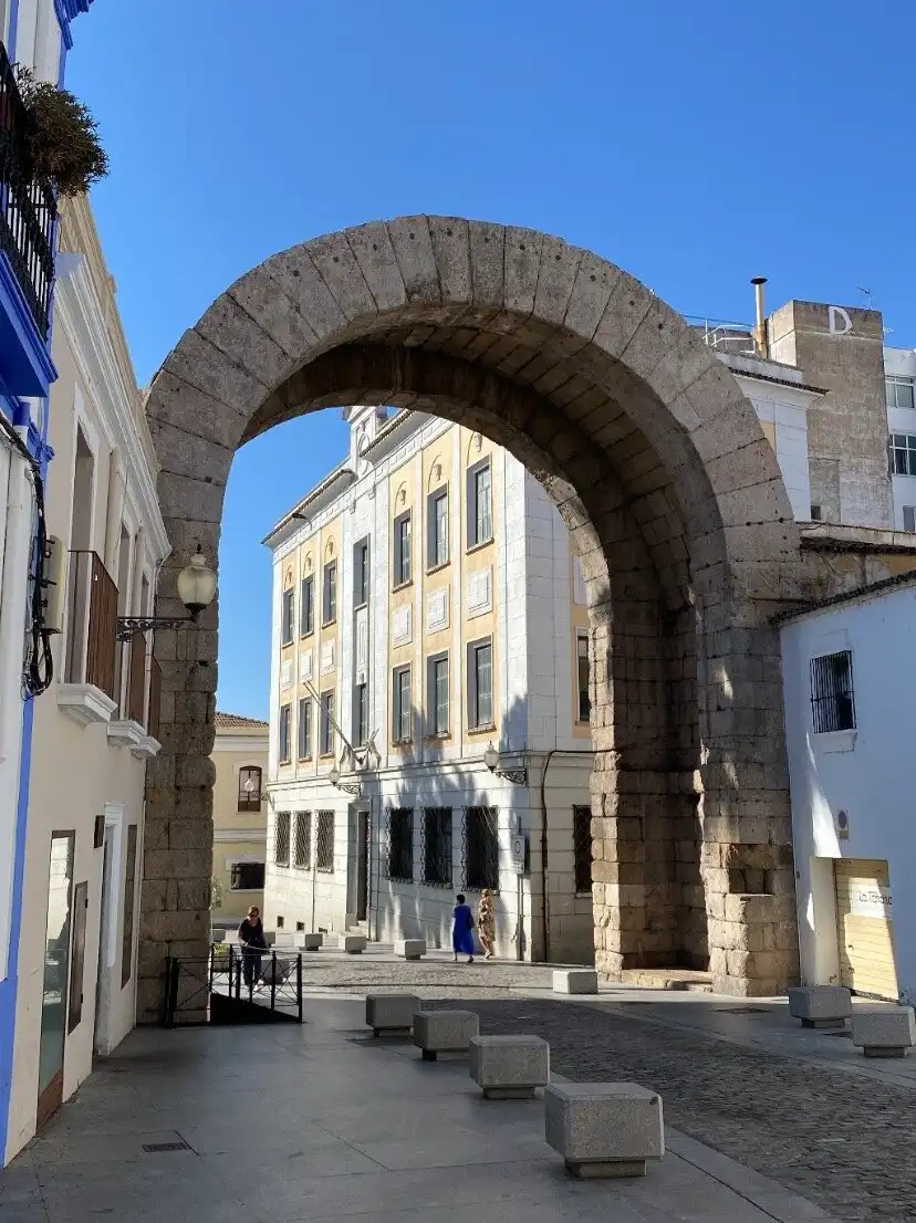 4_Trajan Arch