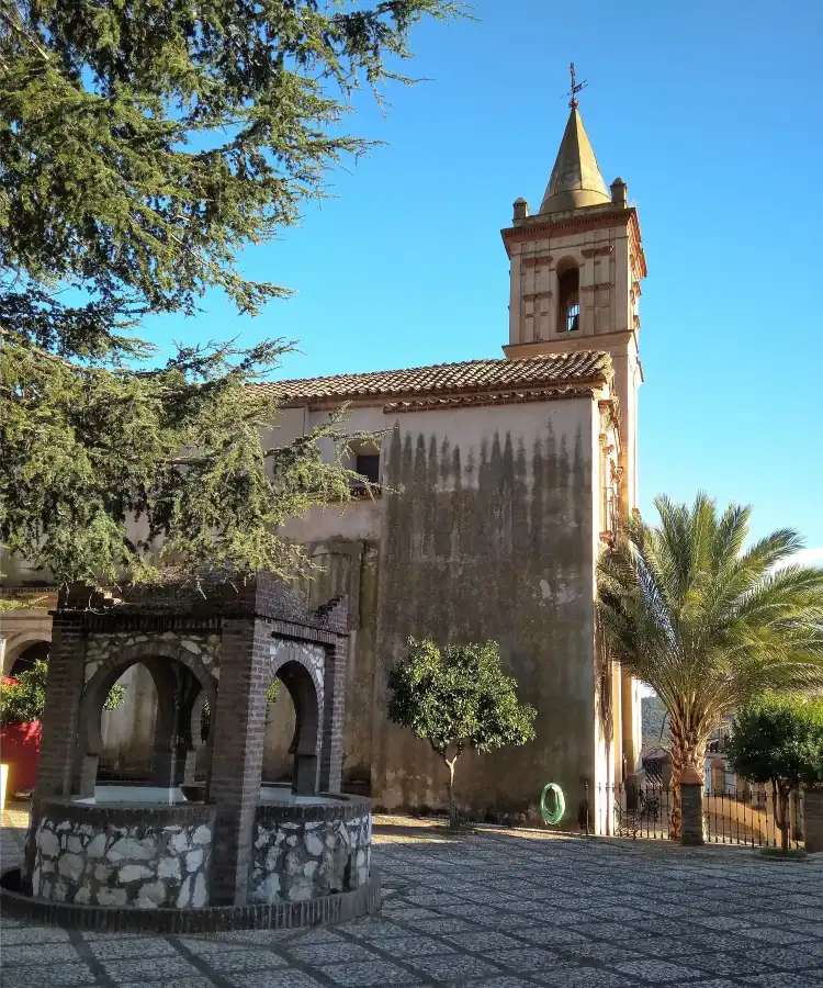 فنادق في Linares de la Sierra