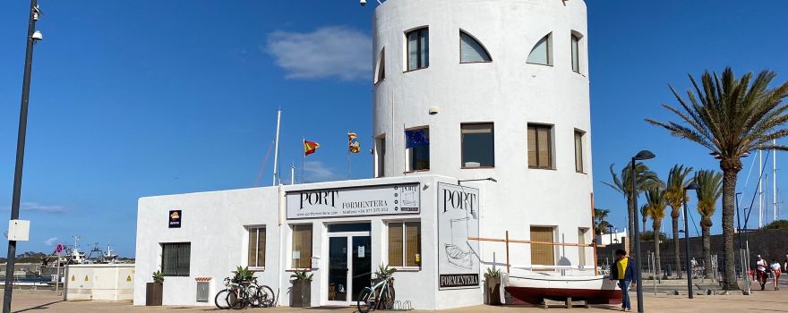 Puerto de Formentera
