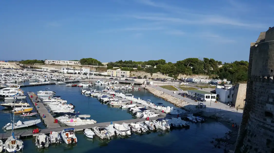 Hotels near Porto Turistico