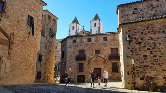 Guiaventura Casco Historico Caceres