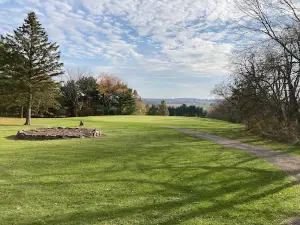 Lyons Den Golf Course