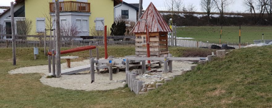 Spielplatz "Fallholz"