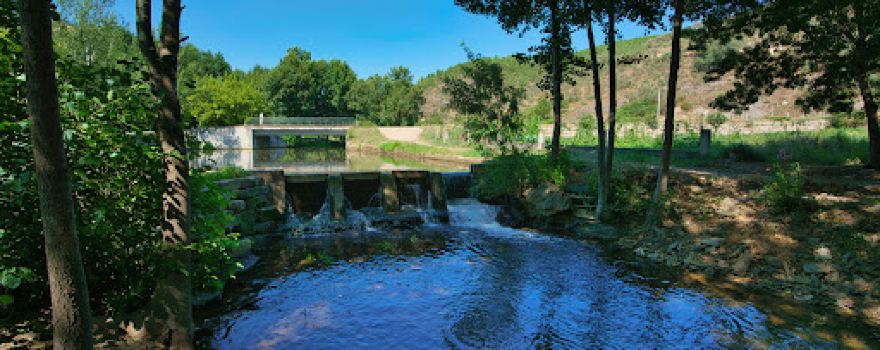 Praia Fluvial de Curros