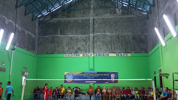 Gedung Bulu Tangkis MAJU
