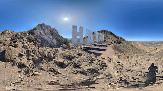Hatta Sign