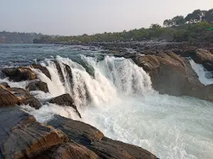 Dhuandhar Waterfall
