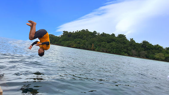 Dermaga Pulau Pahawang