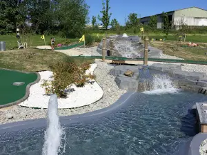 Rolling Hills Miniature Golf
