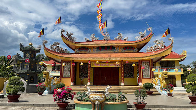 Da Ba Chong Dinh Quan