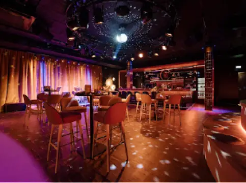 Löwengrube | Bar & Event