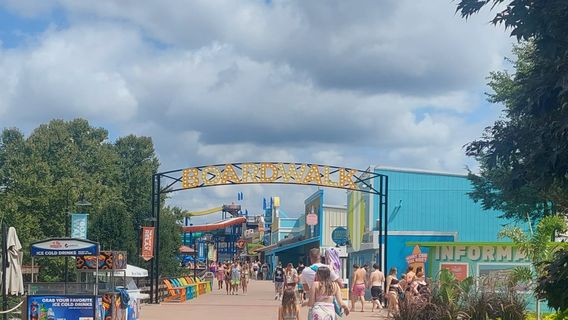 Sandcastle Water Park