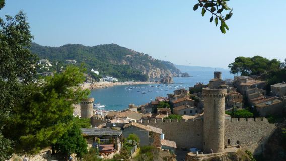 巴塞隆納+赫羅納大教堂+濱海托薩一日遊【藍色大海傳說浪漫之旅