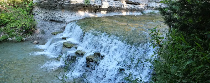 Chalk Ridge Falls Park